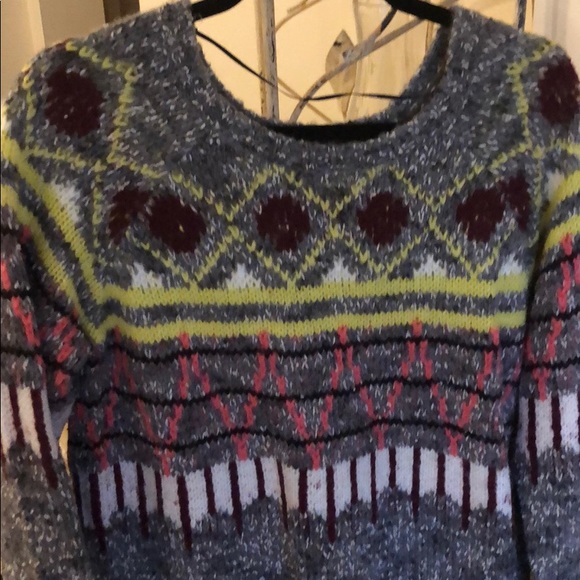 Sweater - Picture 2 of 2